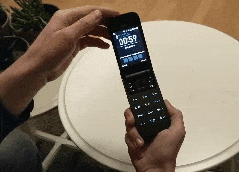Nokia 7220 Flip Handy zuklappen