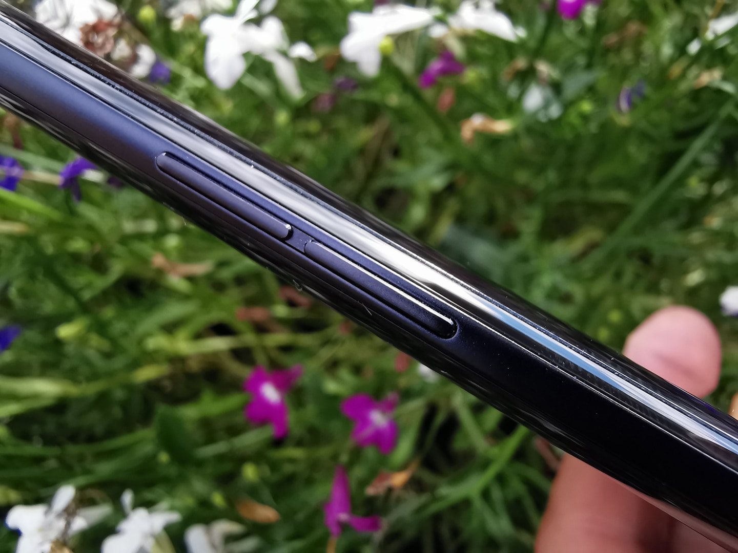 Oppo Find X2 Neo Lautstärketasten
